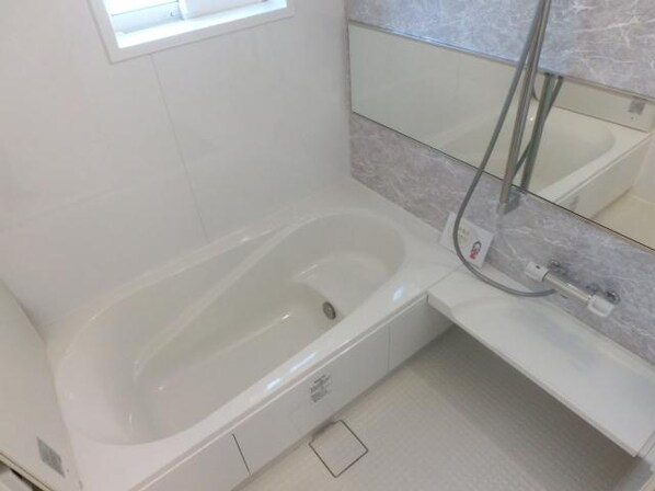 ピーノフォーリア弐番館の物件内観写真